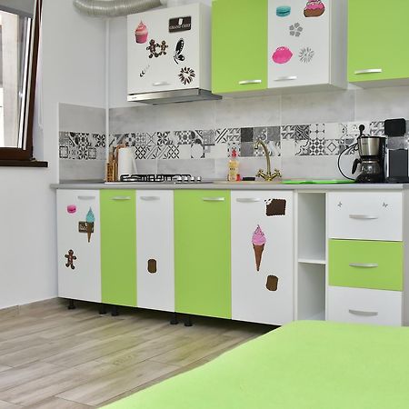 Cazare Fundeni บูคาเรสต์ ภายนอก รูปภาพ